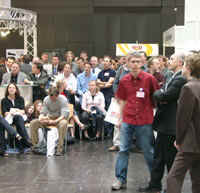 fm-2002-06-fm-messe02.jpg (13965 Byte)